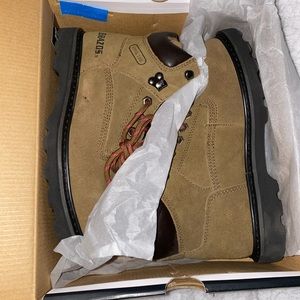 Brazos Women’s Steel Toe Boots